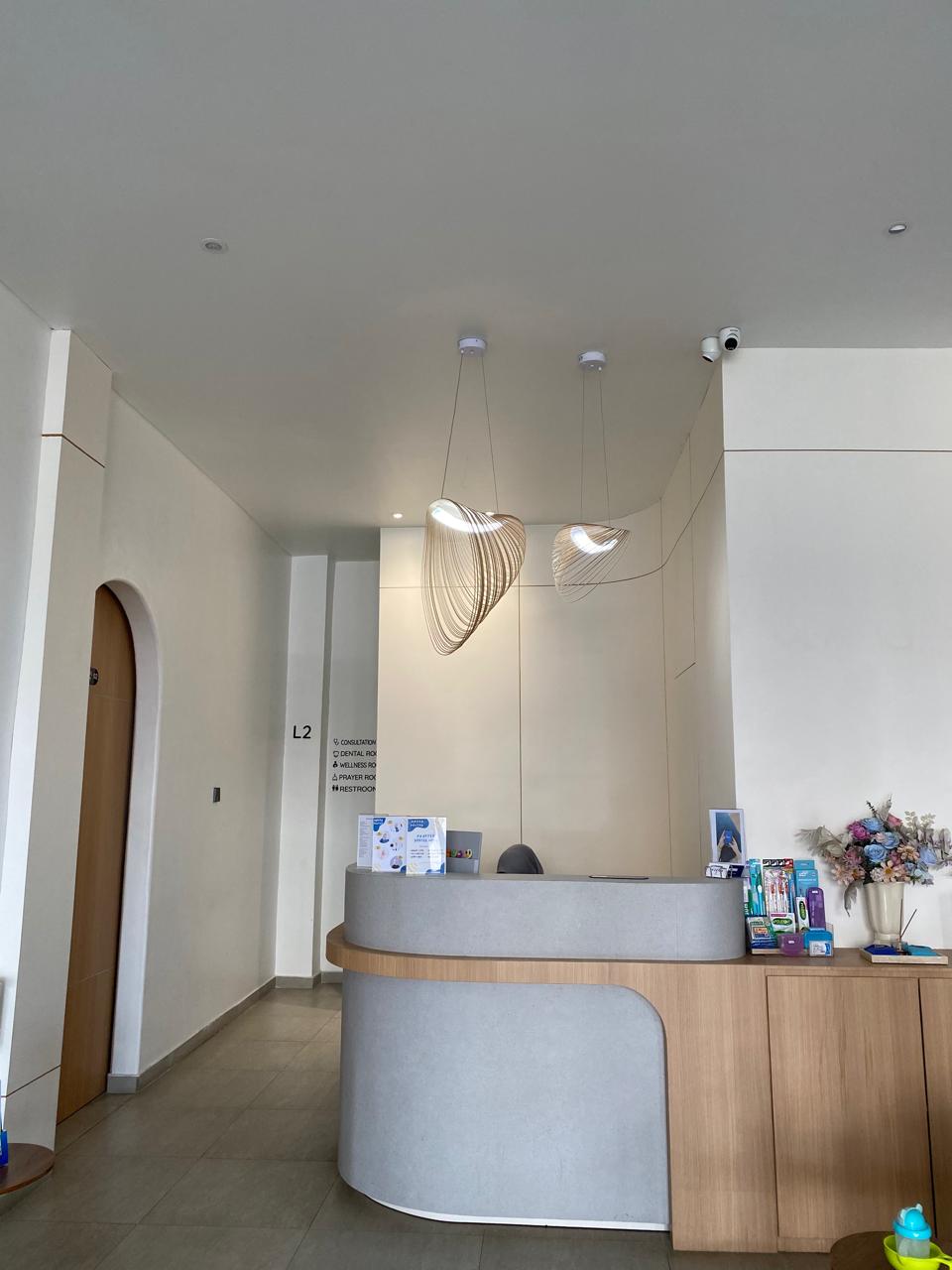 Koridor Ruang Perawatan Mozza Dental